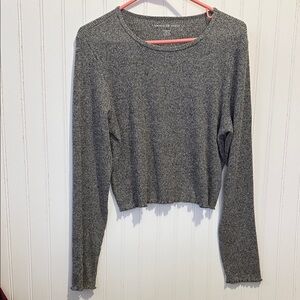 American Eagle cropped Gray Long Sleeve Women's Top xl